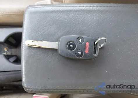 2005 Honda Accord 3.0 Ex z USA, uszkodzony, nr VIN 1HGCM66575A045771